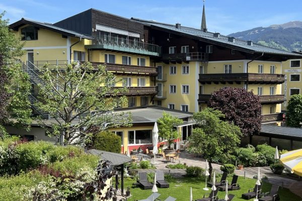 Hotel Der Schütthof im Sommer Hotel Der Schütthof im Sommer